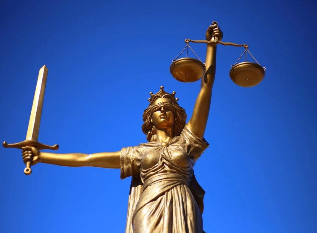 justice-statue.jpg